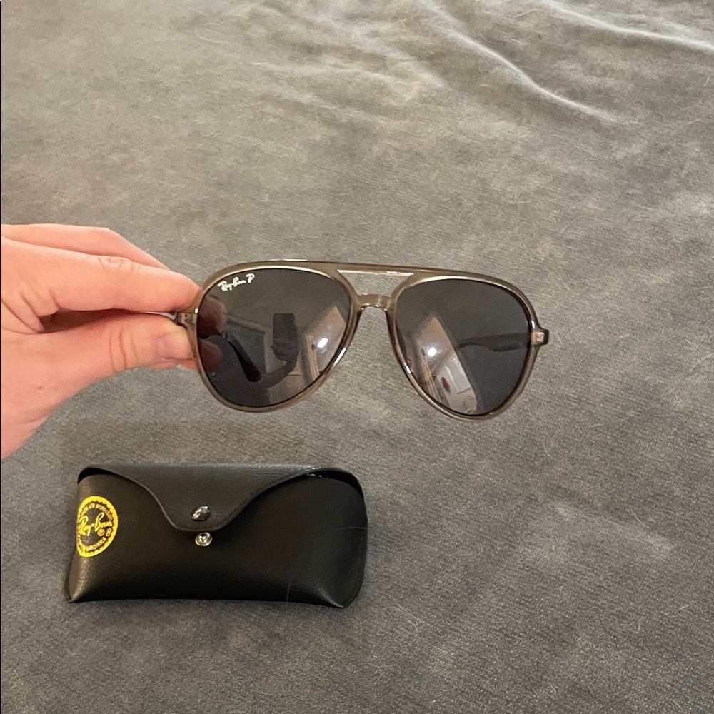 Ray-Ban Classic Aviator Sunglasses with Black Lenses